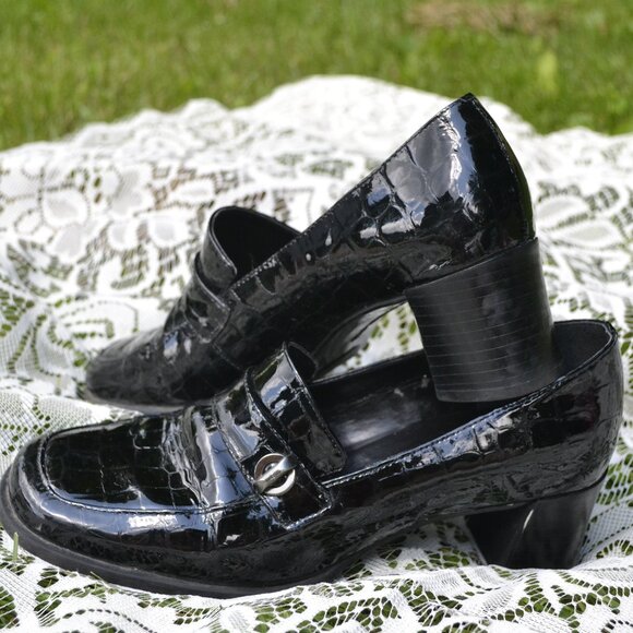 Bandolino Women's Black Crocodile Loafer Size 7.5 Block Heel - Picture 3 of 8